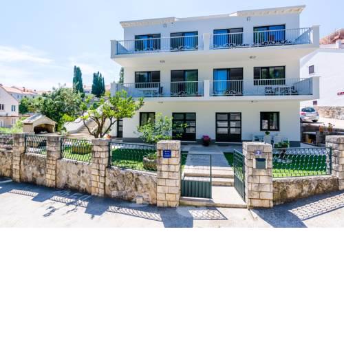 Apartments Garden