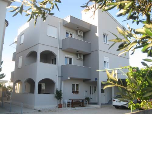 Apartments Gray Shadow