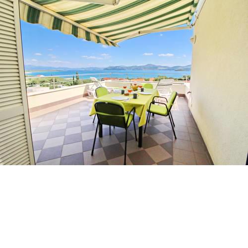 Apartments Gusti