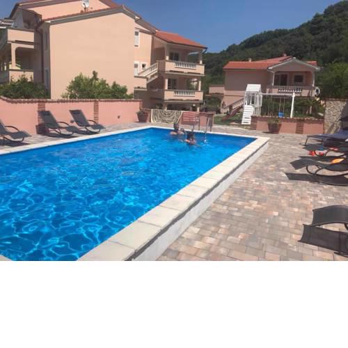 Apartments Hajo