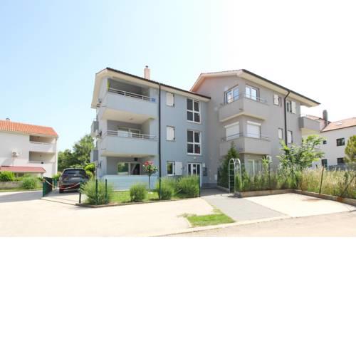 Apartments Hrabrić