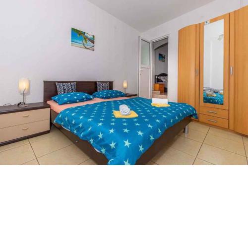 Apartments in Crikvenica 42253