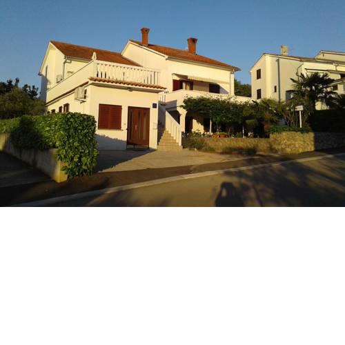 Apartments in Njivice/Insel Krk 34038