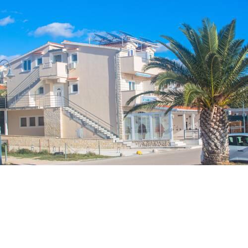 Apartments in Rogoznica 40364