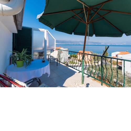 Apartments in Slatine/Insel Ciovo 33376