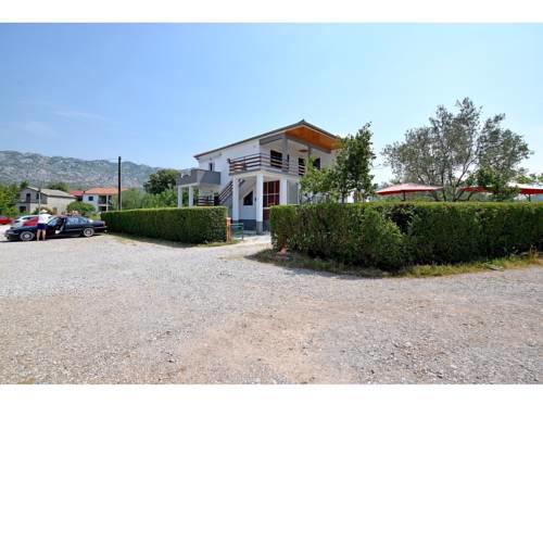 Apartments in Starigrad-Paklenica 35542