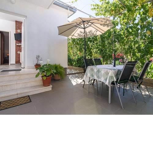 Apartments in Trogir 36223