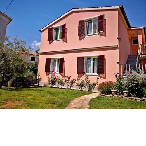 Apartments Ines