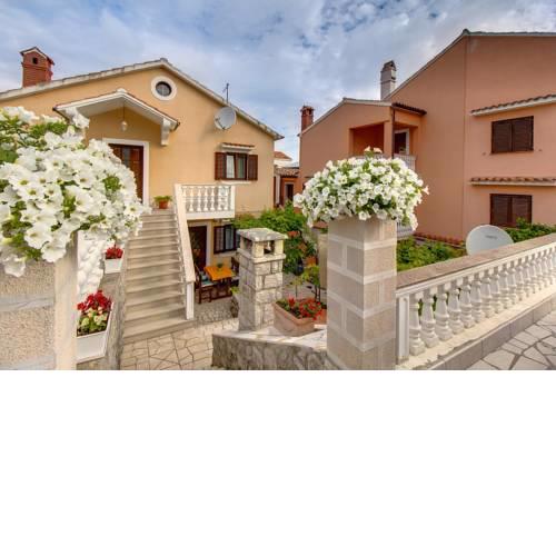 Apartments Irena