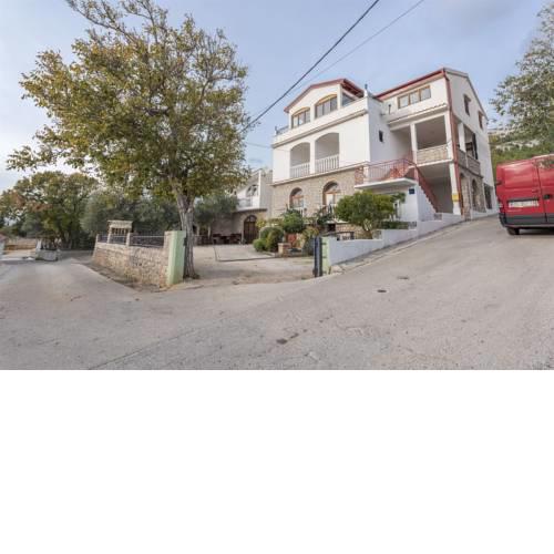 Apartments Ivan
