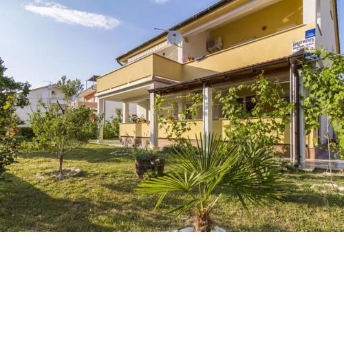 Apartments Ivica