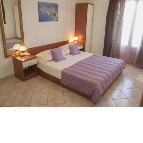 Apartments Jadrijević Brne