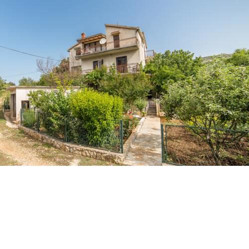 Apartments Jako