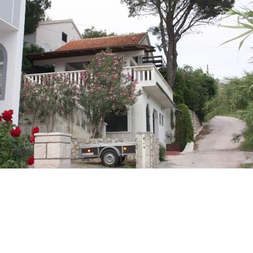 Apartments Jaska