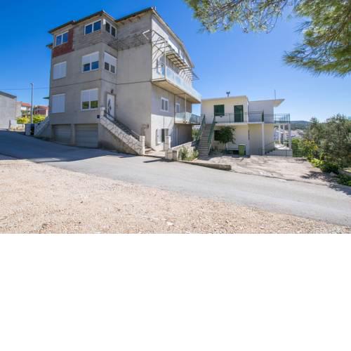 Apartments Jelka