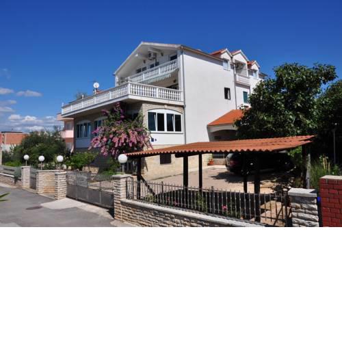 Apartments Kraljev