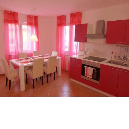 Apartments Kvesić