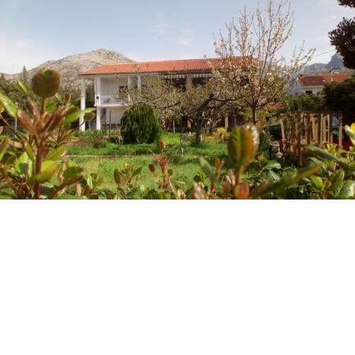 Apartments Lana