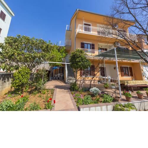 Apartments LILIN