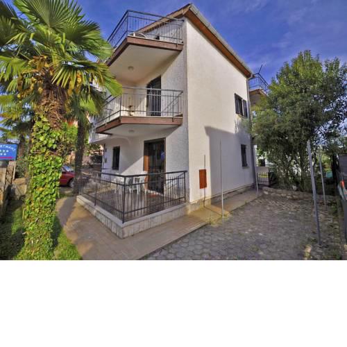 Apartments Ljiljana 627