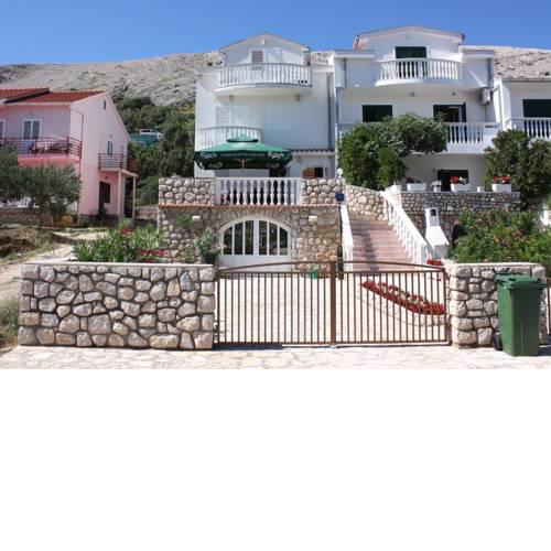 Apartments Lokunja