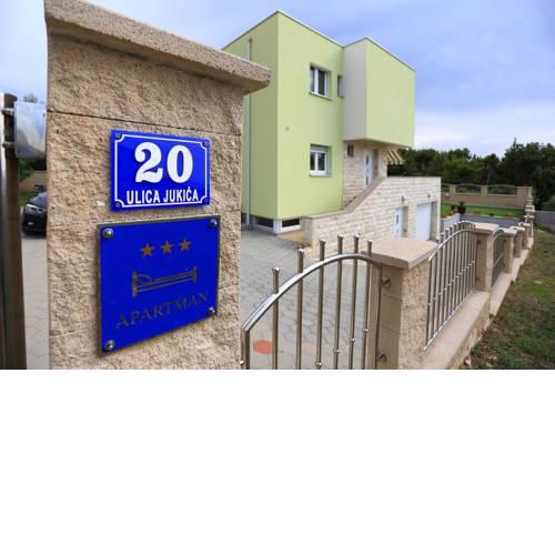 Apartments Loncar