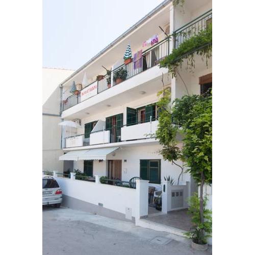 Apartments Maja