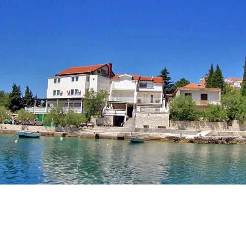 Apartments Mara