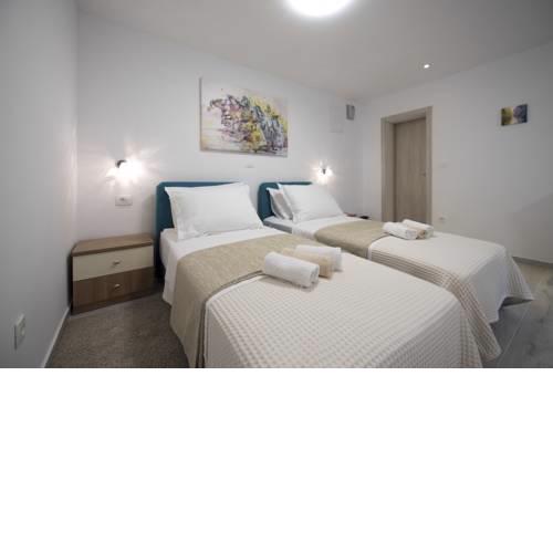 Apartments Maraton
