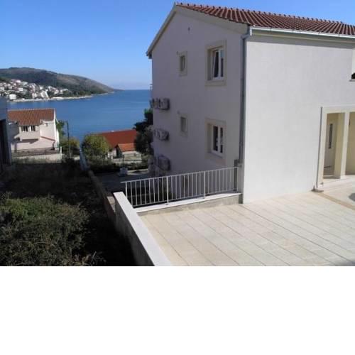 Apartments Marinko