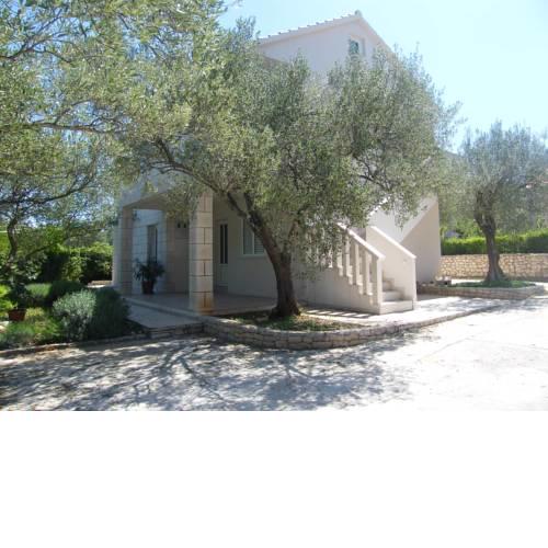 Apartments Maslina