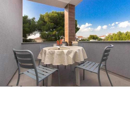 Apartments Mila - 100m from the sea