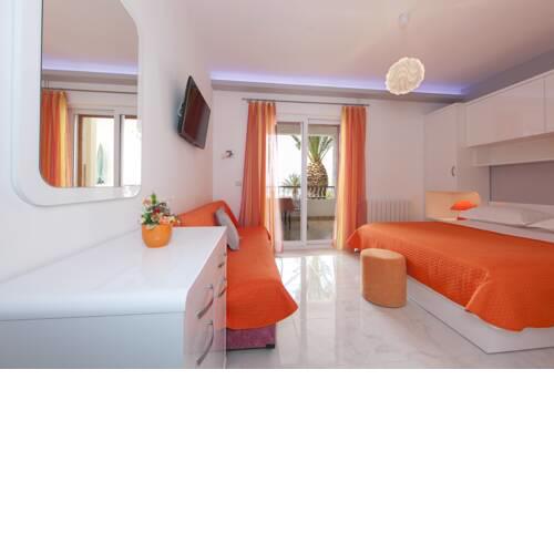 Apartments Milana