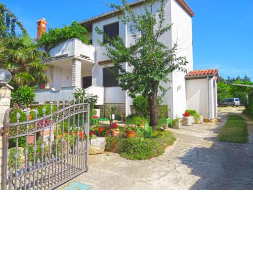 Apartments Milica 961