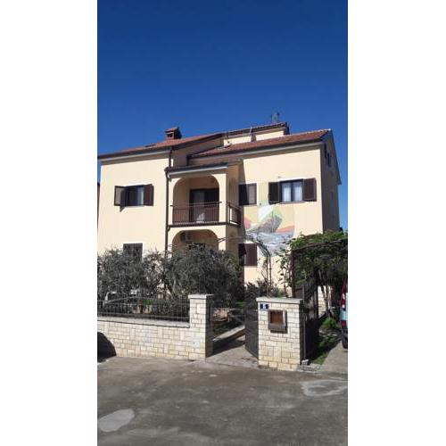 Apartments Mirela