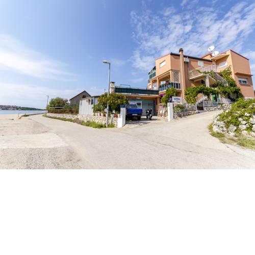 Apartments Nada