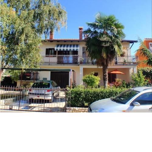 Apartments Novigrad (906)
