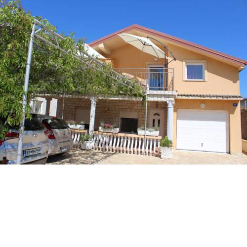 Apartments Novoselic