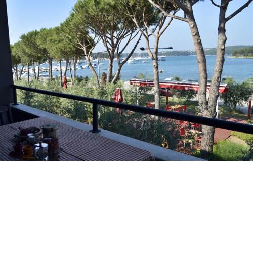 Apartments Oliveto