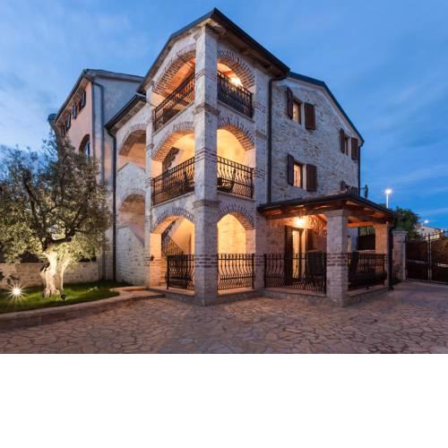 Apartments P&B