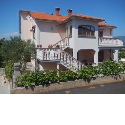 Apartments Petrovic