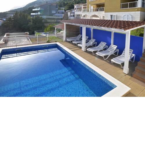 Apartments Pitesa