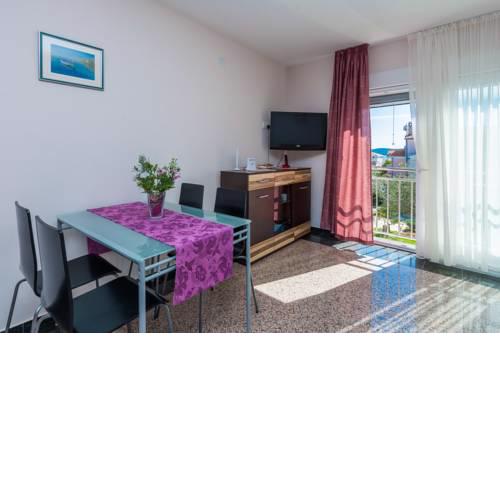 Apartments Pobi
