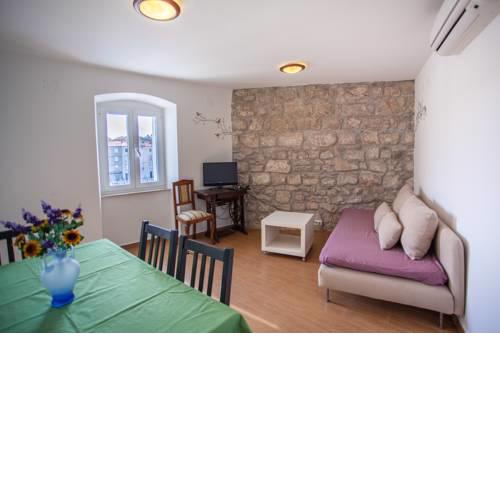 Apartment Pogled na luku