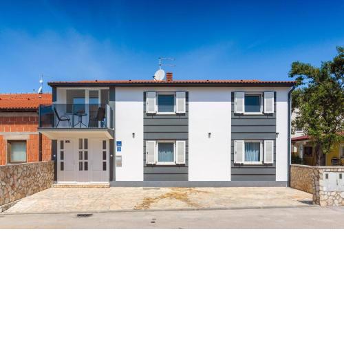 Apartments Posesi Medulin