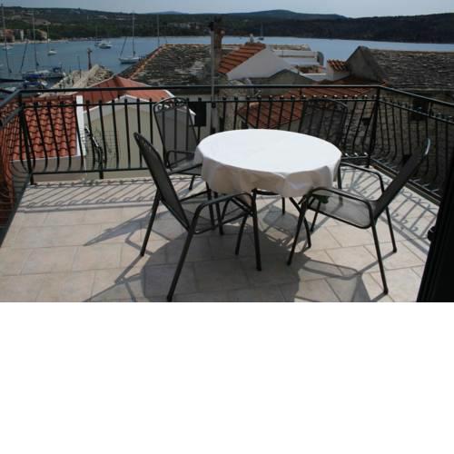 Apartments Primosten (600)