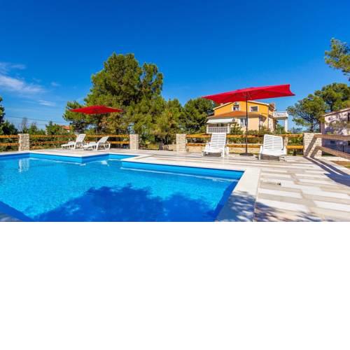 Apartments Puntica