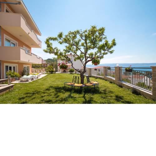 Apartments Rakuljic
