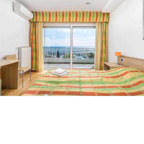 Apartments Rona Erea Ičići