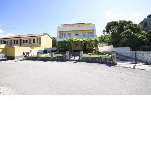 Apartments Rudy